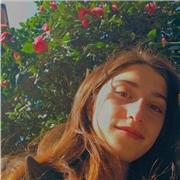 Ciao! Mi chiamo Giorgia e sono una ragazza di 23 anni neolaureata. Ho esperienza con ragazzi dalle scuole elementari alle superior
